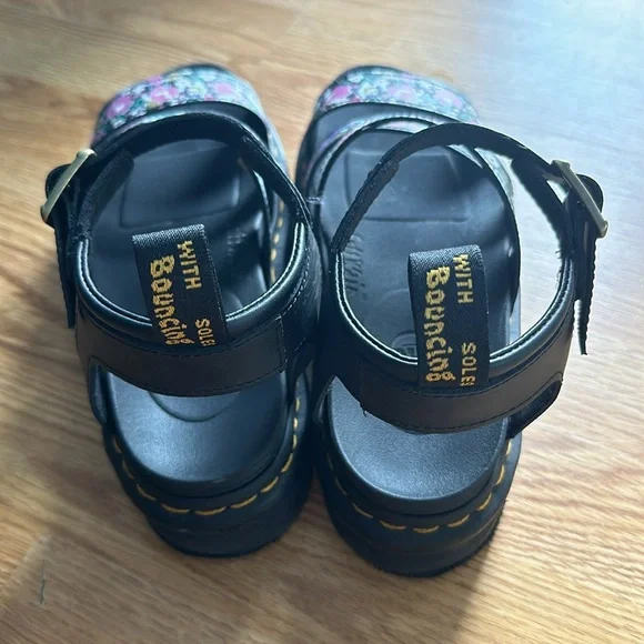 Dr. Martens Blaire floral print sandals - Picture 3 of 7